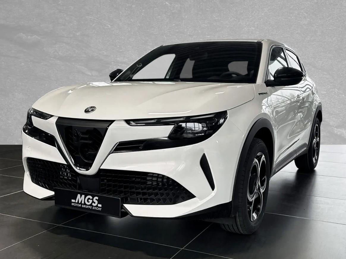 Alfa Romeo Junior IBRIDA SPORT SPECIALE #APPLE&ANDROID #LED IBRIDA SPORT SPECIALE #APPLE&ANDROID #LED